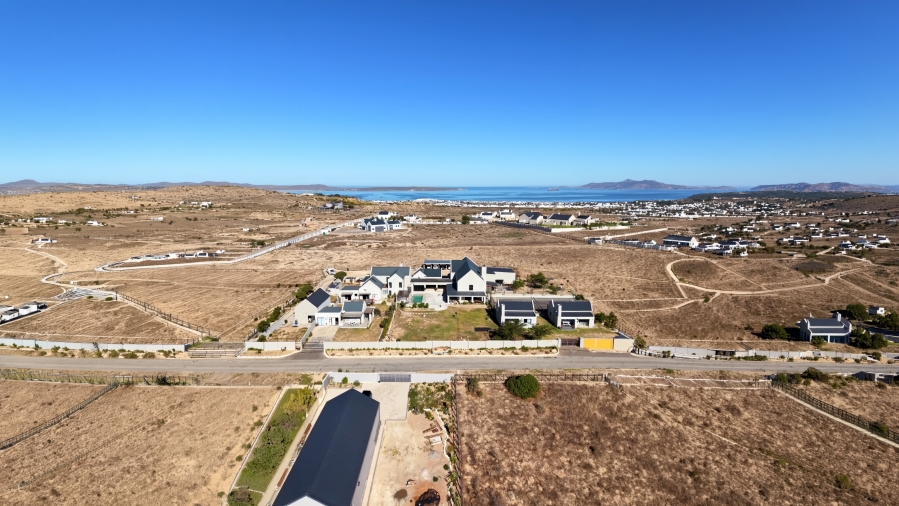 13 Bedroom Property for Sale in Olifantskop Western Cape